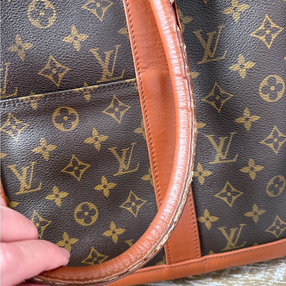 Vintage JUMBO Monogram Louis Bag - Picture 11 of 15